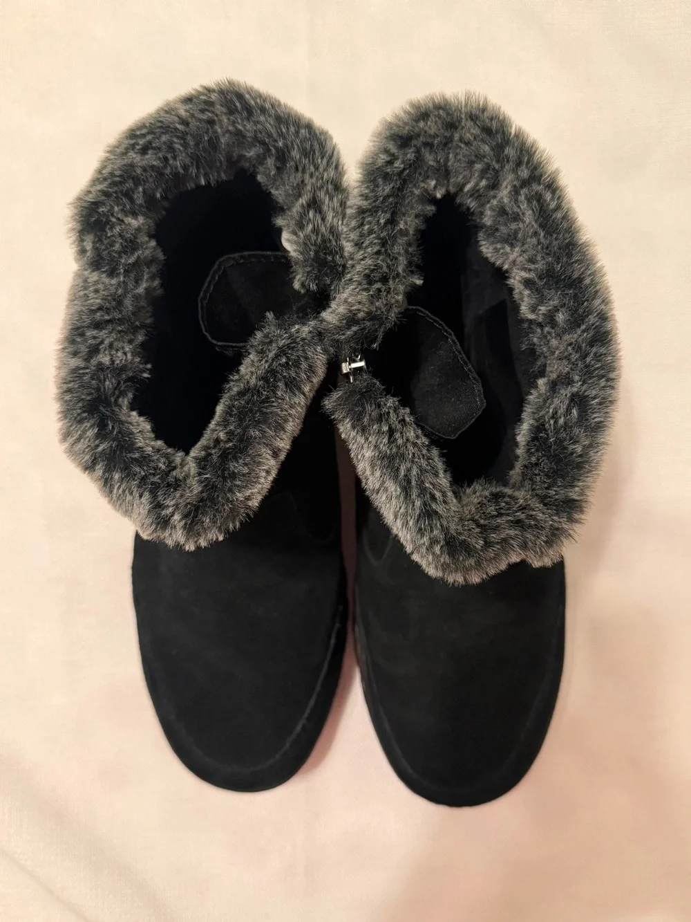 KHOMBU Size 9 M Black Suede GRACIE Faux Fur Trim Lined Side Zip Ankle Boots
